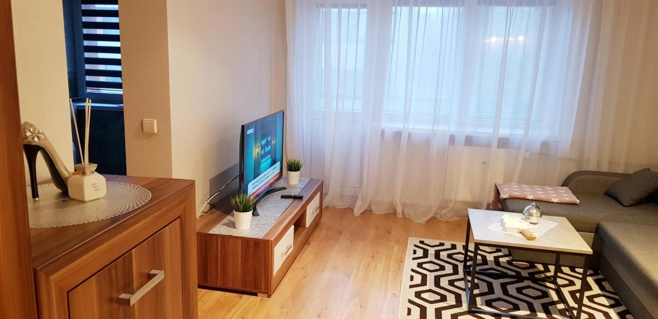 Taikos Apartment Klaipėda Buitenkant foto